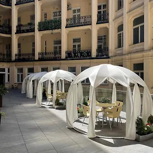 navštívit hotel